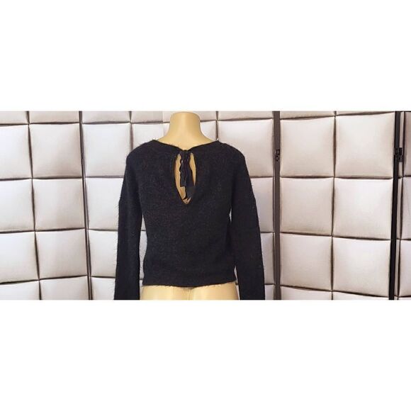 Abercrombie & Fitch sweater  - Picture 3 of 7